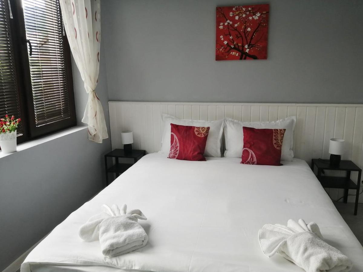 La Piazza Hotel Шумен Екстер'єр фото
