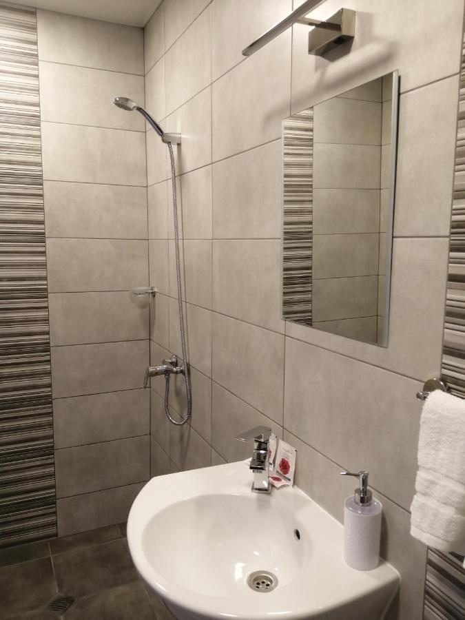 La Piazza Hotel Шумен Екстер'єр фото